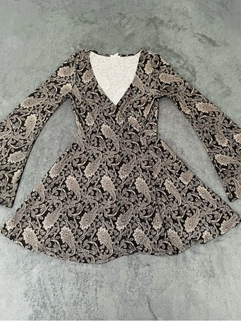 Urban Outfitters Ecote Mini Dress Womens XS Faux Wrap Black Bell Sleeve Paisley